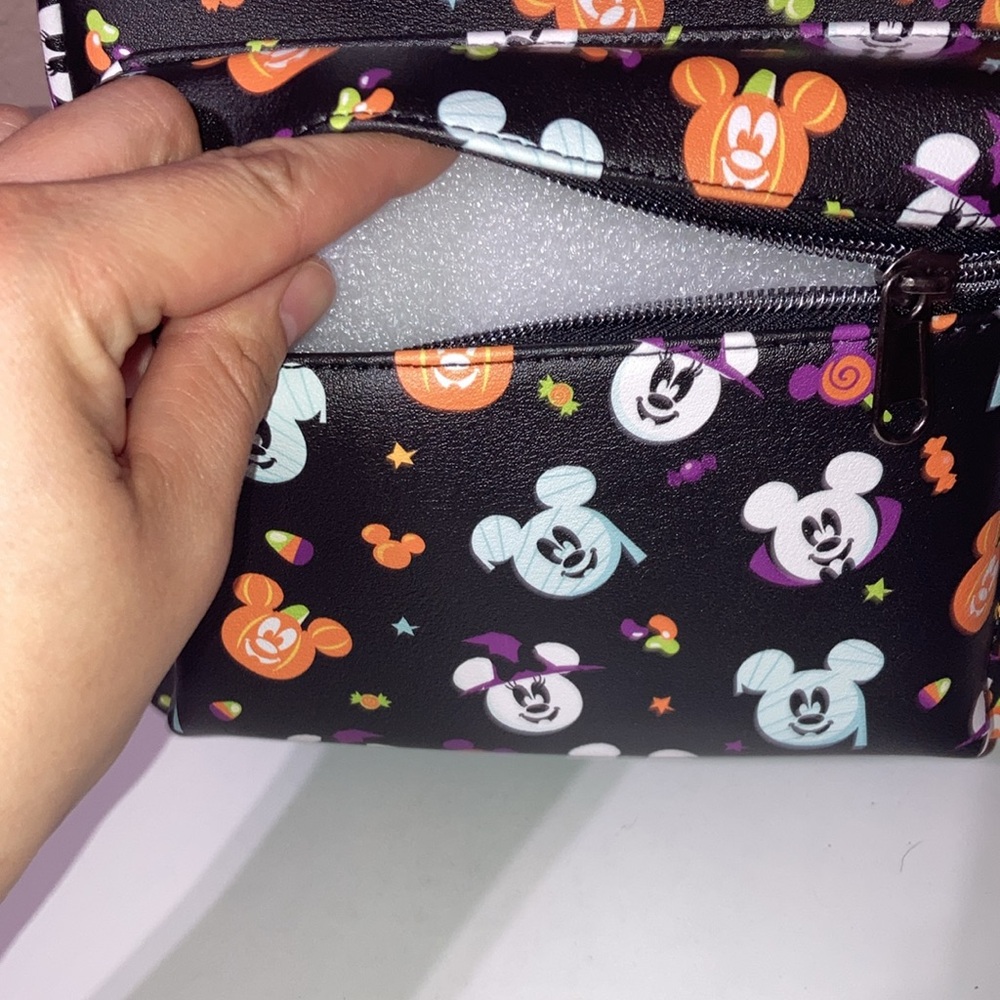 Loungefly Disney Mickey Mouse Halloween costume Mini Back 🎃 - Picture 3 of 5